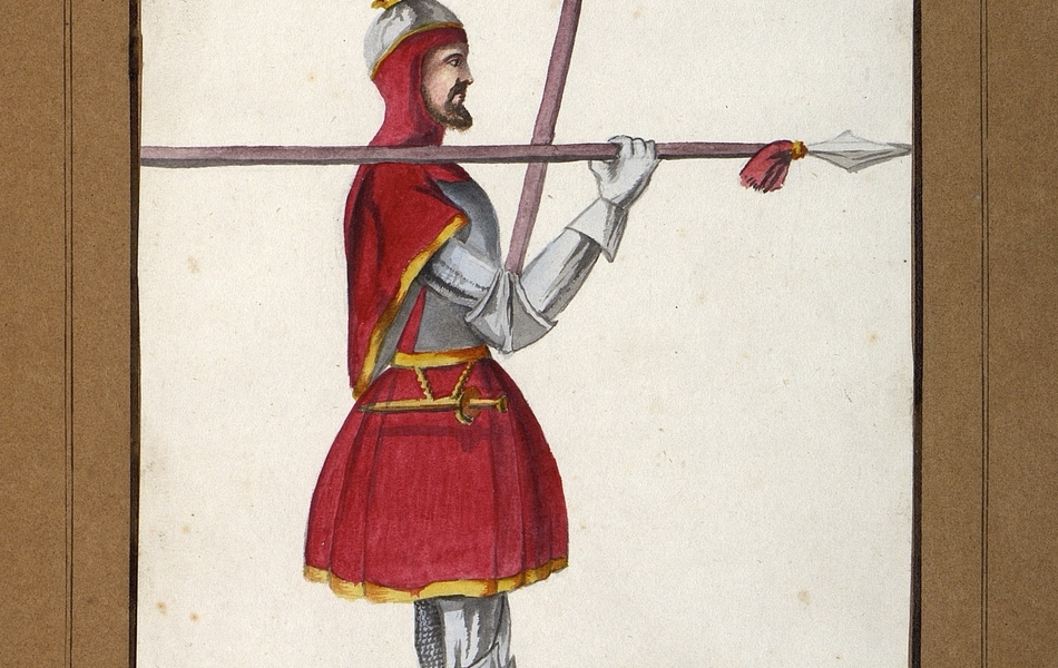 Homme de profil tenant deux lances dans ses mains.  L'homme est vêtu d'une armure complète et porte une jupe rouge.  Une courte épée est supendue à sa ceinture.  Il est coiffé d'un heaume gris avec un chaperon rouge. 