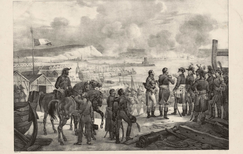 Gravure monochrome montrant un groupe d'hommes dominant une rade où s'amassent des bateaux.