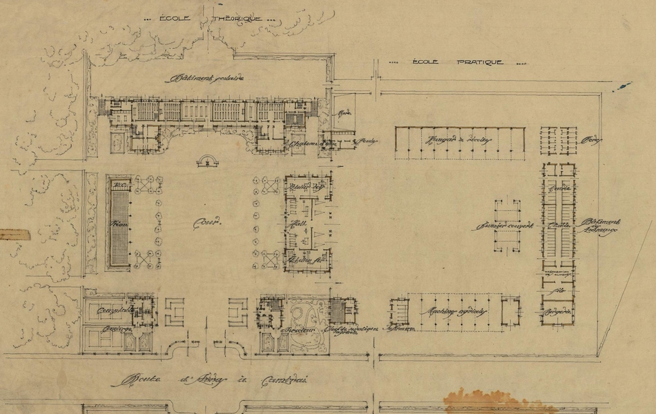 Plan manuscrit d'un bâtiment.