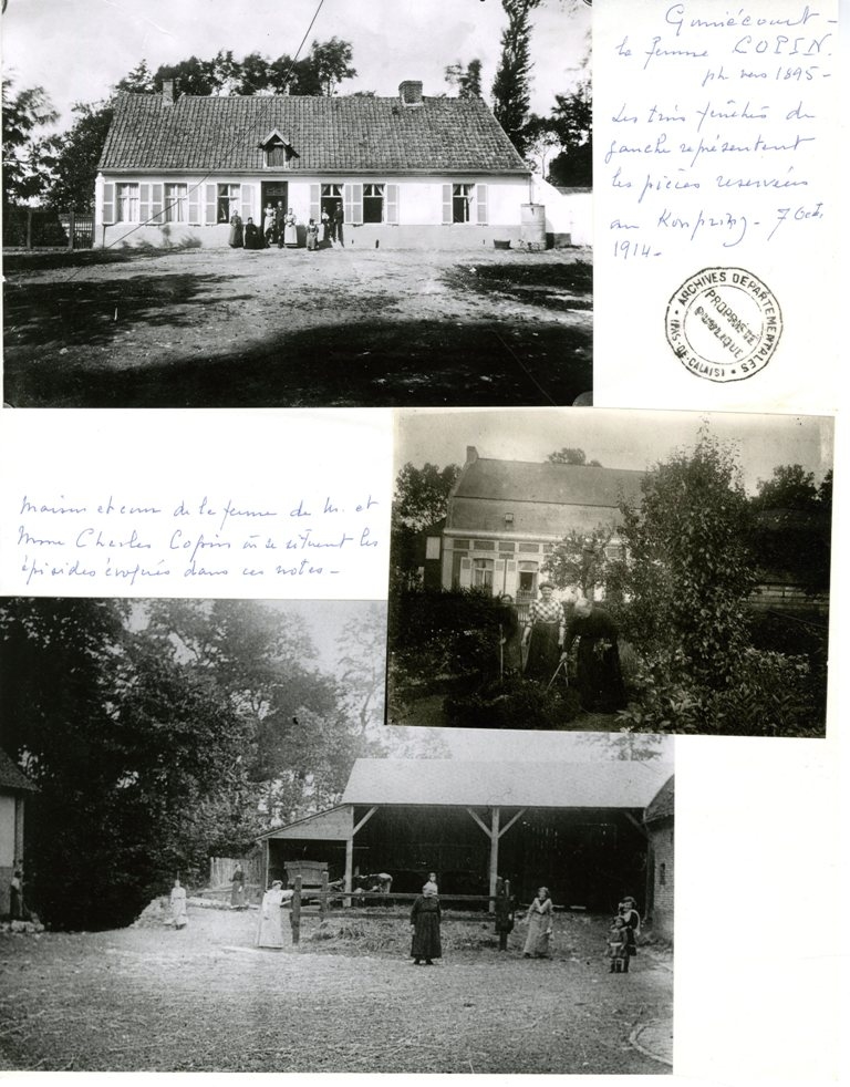 Trois photographies noir et blanc accompagnées de leurs légendes. La première montre la façade d'une ferme devant laquelle pose un groupe d'une dizaine de personnes. Sur la seconde, placée en-dessous, trois femmes travaillent dans un jardinet ; à l'arrière-plan apparaît une petite maison. Enfin, la dernière photographie représente une cour de ferme, au fond de laquelle se dresse un hangar ; des enfants et des femmes se tiennent en divers endroits de cette cour.