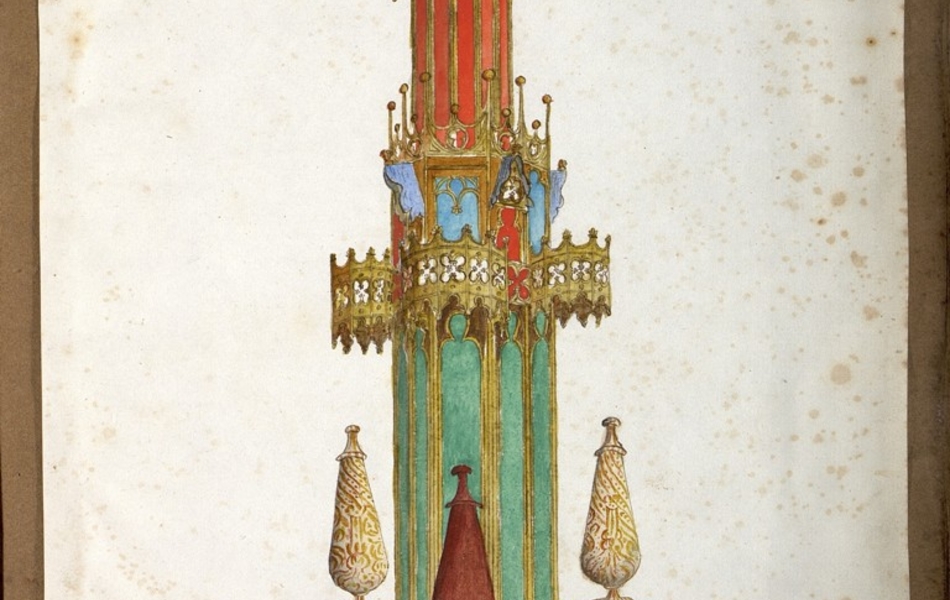 Châsse mobile multicolore destinée à ranger calice et ciboire, qui pour l'instant sont exposés devant. Le tout repose sur une couverture rouge d'où dépassent des poignées pour porteurs.