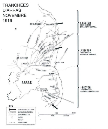 Carte du secteur compris entre Arras et Roclincourt, divisé en 3 zones (secteurs K, I, J).La carte montre les raids allemands et germaniques, la ligne de front et les cratères.