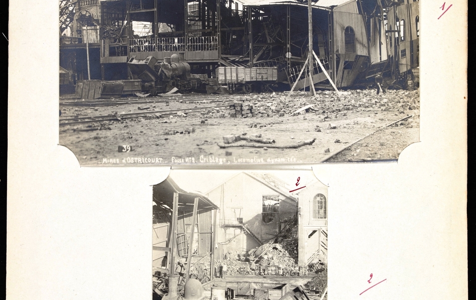 Photographies noir et blanc de locomotives et outillage ferroviaire endommagés.